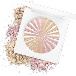 *NWOB* OFRA • Samantha March “Start Inspired” Hilighter